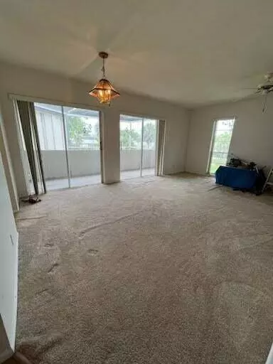 1 N Greenway 212, Royal Palm Beach, FL 33411