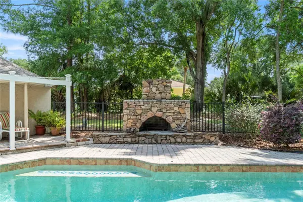 1725 SUNWOOD DR, Longwood, FL 32779
