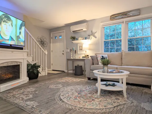 81 East Pattagansett Road #52, East Lyme, CT 06357