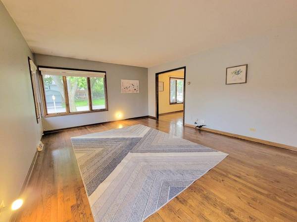 1123 S Ridge AVE, Arlington Heights, IL 60005