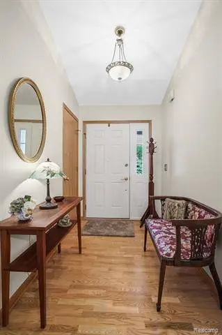 10501 N Territorial Road, Dexter, MI 48130