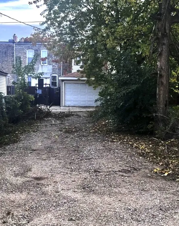 2711 W Wilcox Street, Chicago, IL 60612