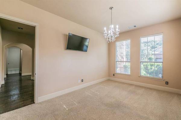 1917 Los Cabos Lane, Arlington, TX 76012