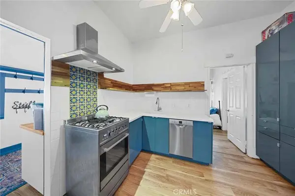 116 11th ST, Redlands, CA 92374