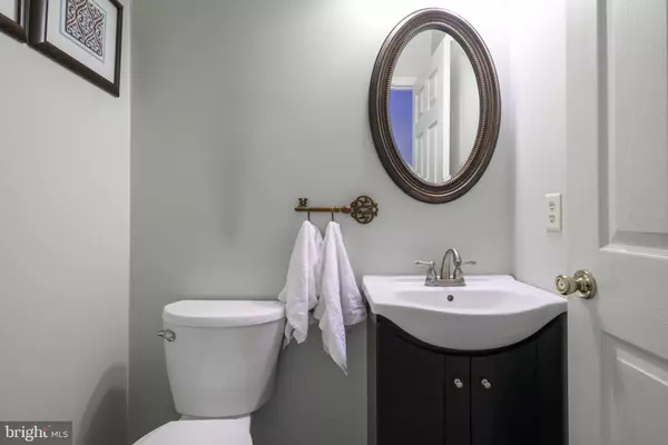 750 E MARSHALL ST #805, West Chester, PA 19380