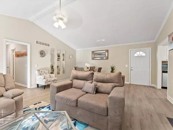 2795 Frank LN, Douglasville, GA 30135