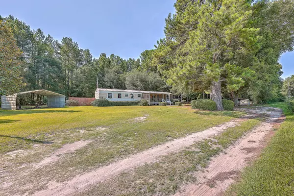 143 Edmarie Ln, Holly Hill, SC 29059