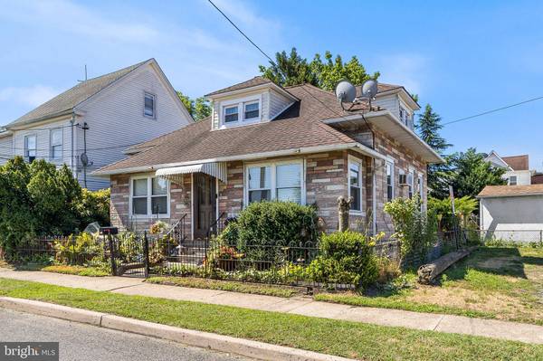 208 KOSSUTH ST, Riverside, NJ 08075