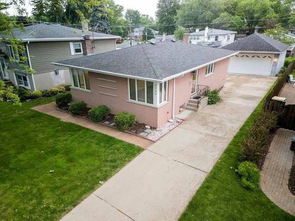 1123 S Ridge AVE, Arlington Heights, IL 60005