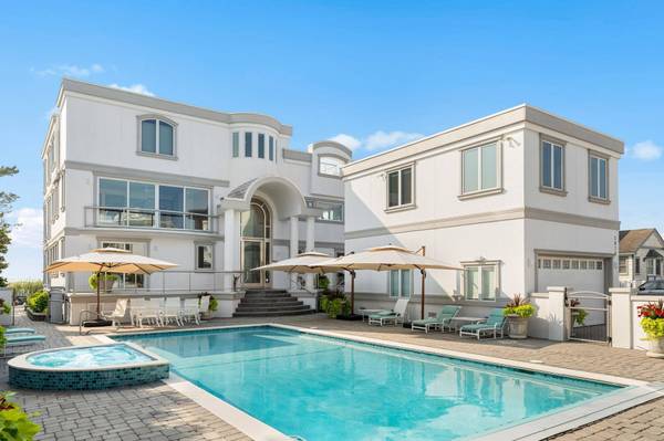 5878 Ocean Drive, Avalon, NJ 08202