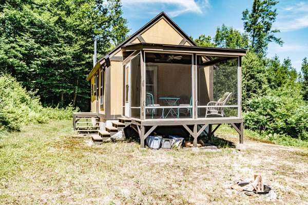 30 Beth Scholes LN, Greenwood, ME 04255