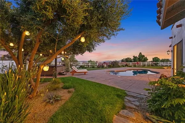 33565 Pauba RD, Temecula, CA 92592