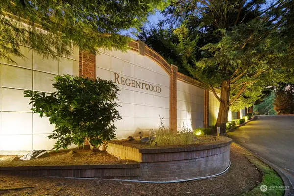 15711 Waynita WAY NE #H303, Bothell, WA 98011