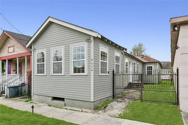 8634 FORSHEY ST, New Orleans, LA 70118