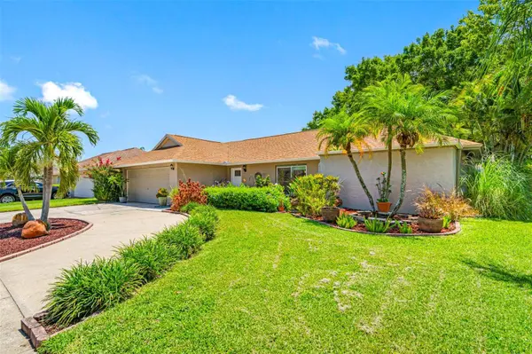 6111 GALLEON WAY, Tampa, FL 33615