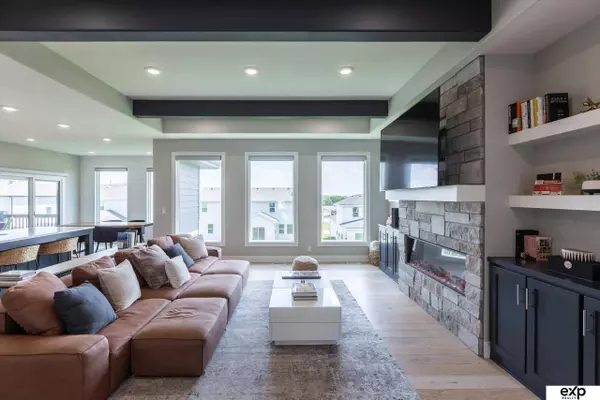 7805 S 199th Street, Gretna, NE 68028