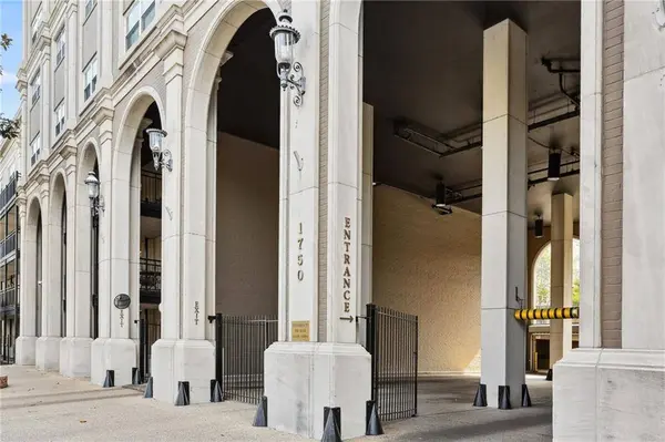1750 SAINT CHARLES AVE #412, New Orleans, LA 70130