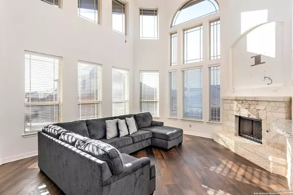 18415 BRANSON FALLS, San Antonio, TX 78255-3330