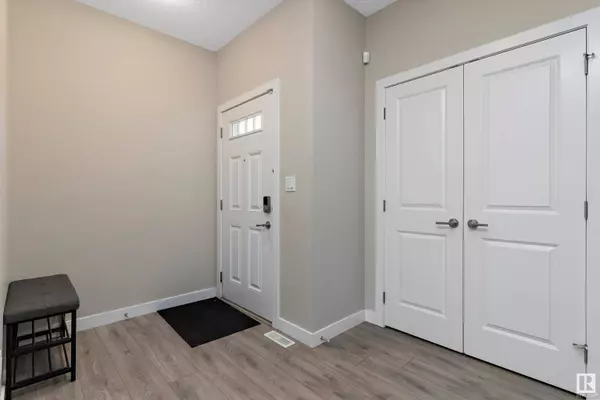 2520 CASEY WY SW, Edmonton, AB T6W 3N3