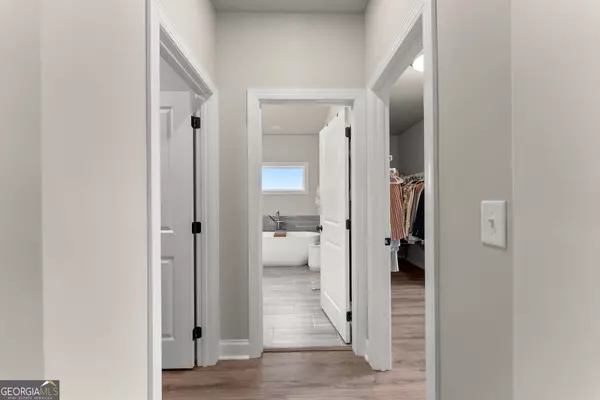 1220 Pennington View LN, Alpharetta, GA 30004