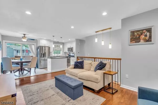 203 Durban Ave, Hopatcong Boro, NJ 07843