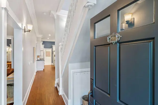 2215 O ST, Sacramento, CA 95816