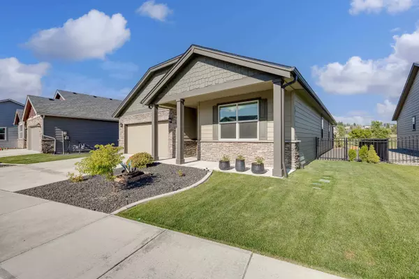 8013 S Fruitvale Ln, Cheney, WA 99004