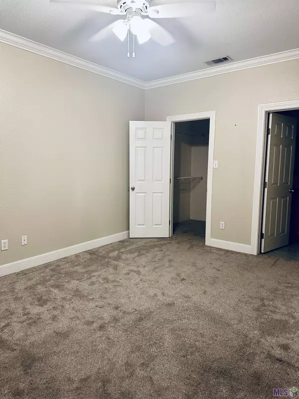 710 E BOYD DR #205, Baton Rouge, LA 70808