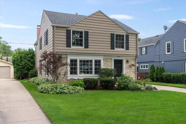 6108 N Shoreland, Whitefish Bay, WI 53217