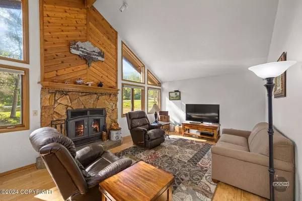 6681 W Cambridge DR, Wasilla, AK 99623