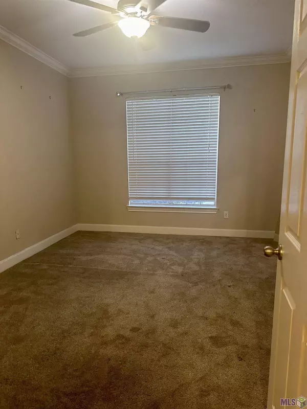 710 E BOYD DR #205, Baton Rouge, LA 70808