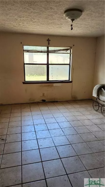 3 Wymberly CIR, Savannah, GA 31406