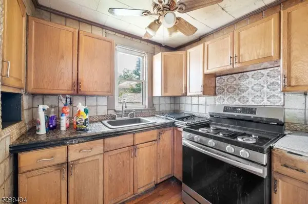 187 Hadley Ave, Clifton City, NJ 07011