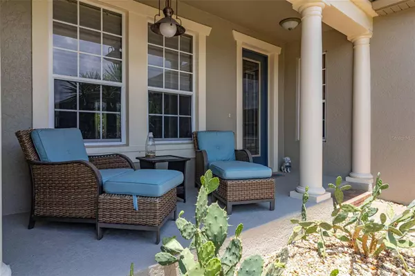 11851 SHELTERING PINE DR, Orlando, FL 32836