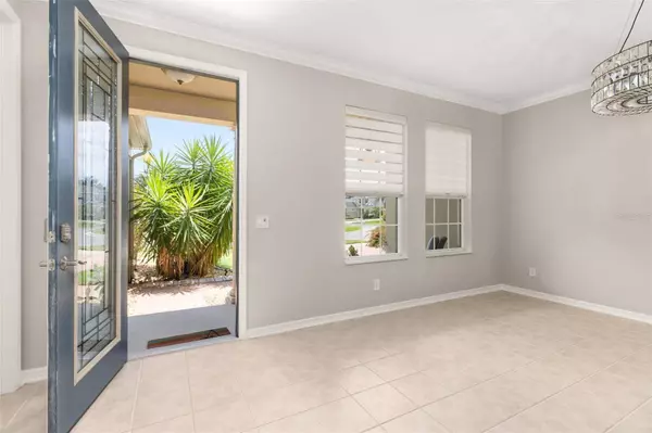 11851 SHELTERING PINE DR, Orlando, FL 32836