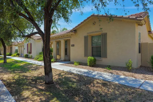 4614 E CLAXTON Avenue, Gilbert, AZ 85297