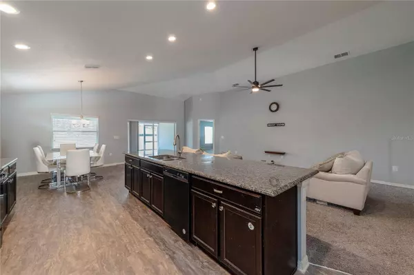 226 SANDESTIN DR, Haines City, FL 33844