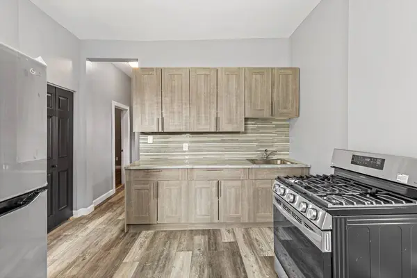 3031 W Flournoy Street, Chicago, IL 60612