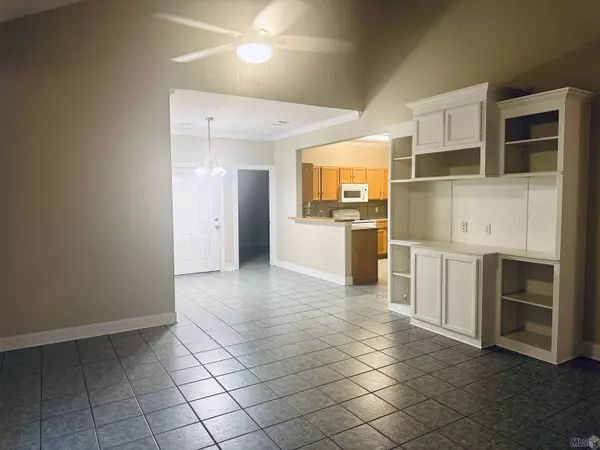 710 E BOYD DR #205, Baton Rouge, LA 70808