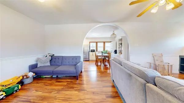 3620 Rollins Avenue, Des Moines, IA 50312