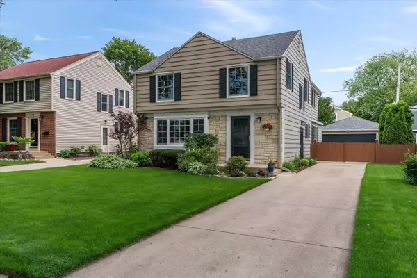 6108 N Shoreland, Whitefish Bay, WI 53217