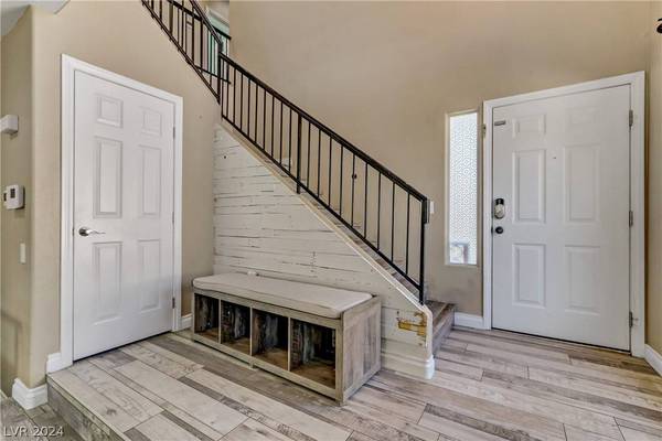 8809 Square Knot Avenue, Las Vegas, NV 89143