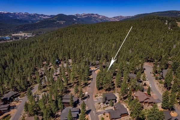 11976 Cavern Way, Truckee, CA 96161-0000