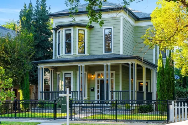 2215 O ST, Sacramento, CA 95816