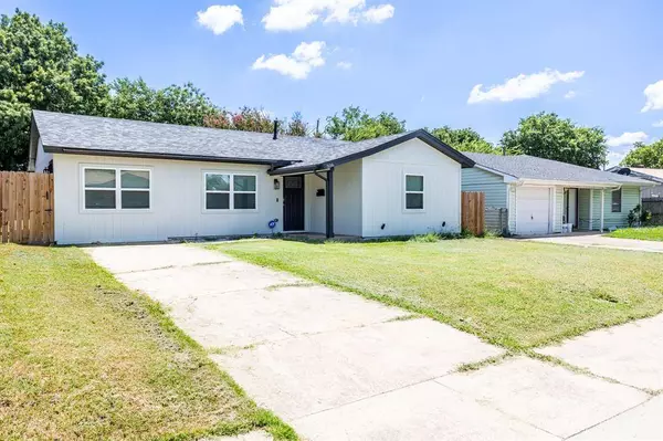 506 SW 15th Street, Grand Prairie, TX 75051