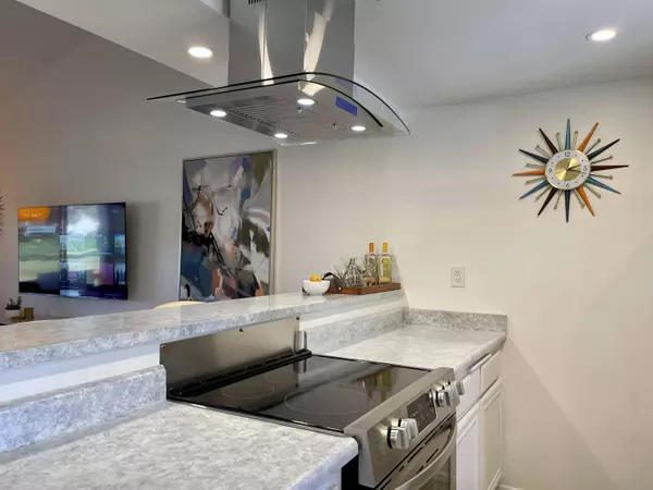 77094 Pauma Valley WAY, Palm Desert, CA 92211