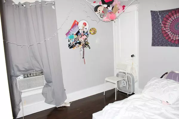 2411 S 56th CT, Cicero, IL 60804