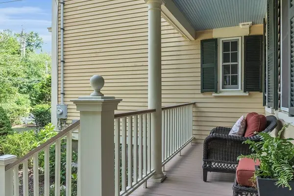 305 S Main St, Andover, MA 01810