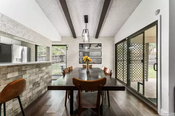 9567 DUNSTABLE, San Antonio, TX 78239-2315