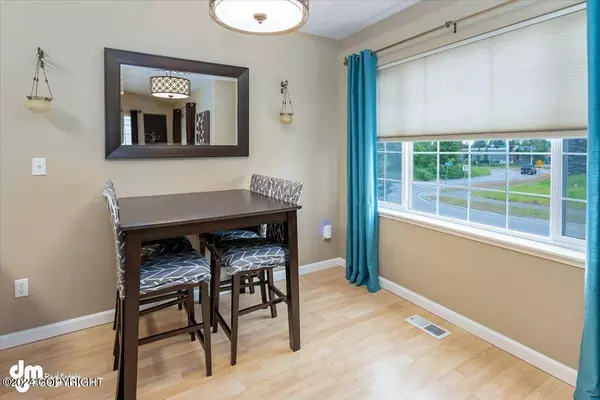 6301 Laurel ST, Anchorage, AK 99507